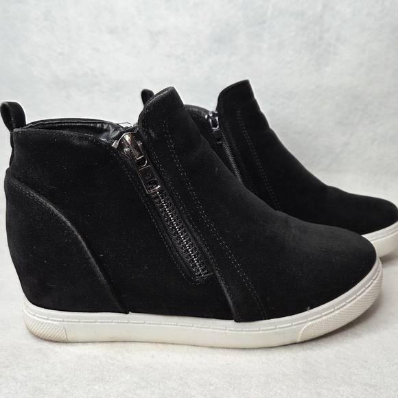 Natural‎ Reflections Black Wedge Shoes with Hidden Heel - Picture 3 of 7